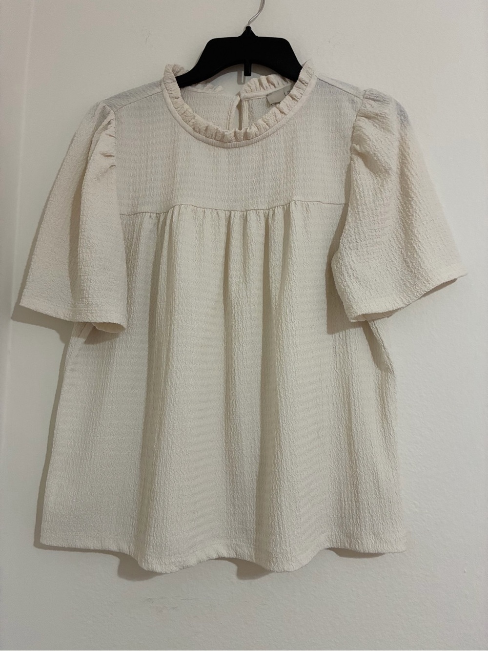 LOFT Cream Textured Ruffle-Neck Tunic